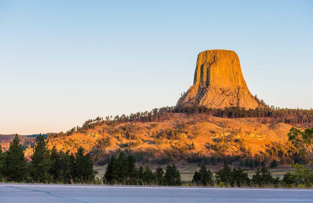 devils tower sunset